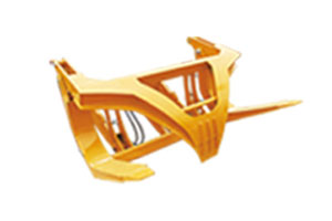 Electric-Wheel-Loader-grabbing-grain-fork