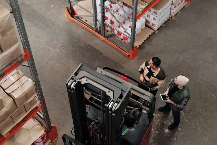 BLANC-ELE-Logistics-Industry-Solutions